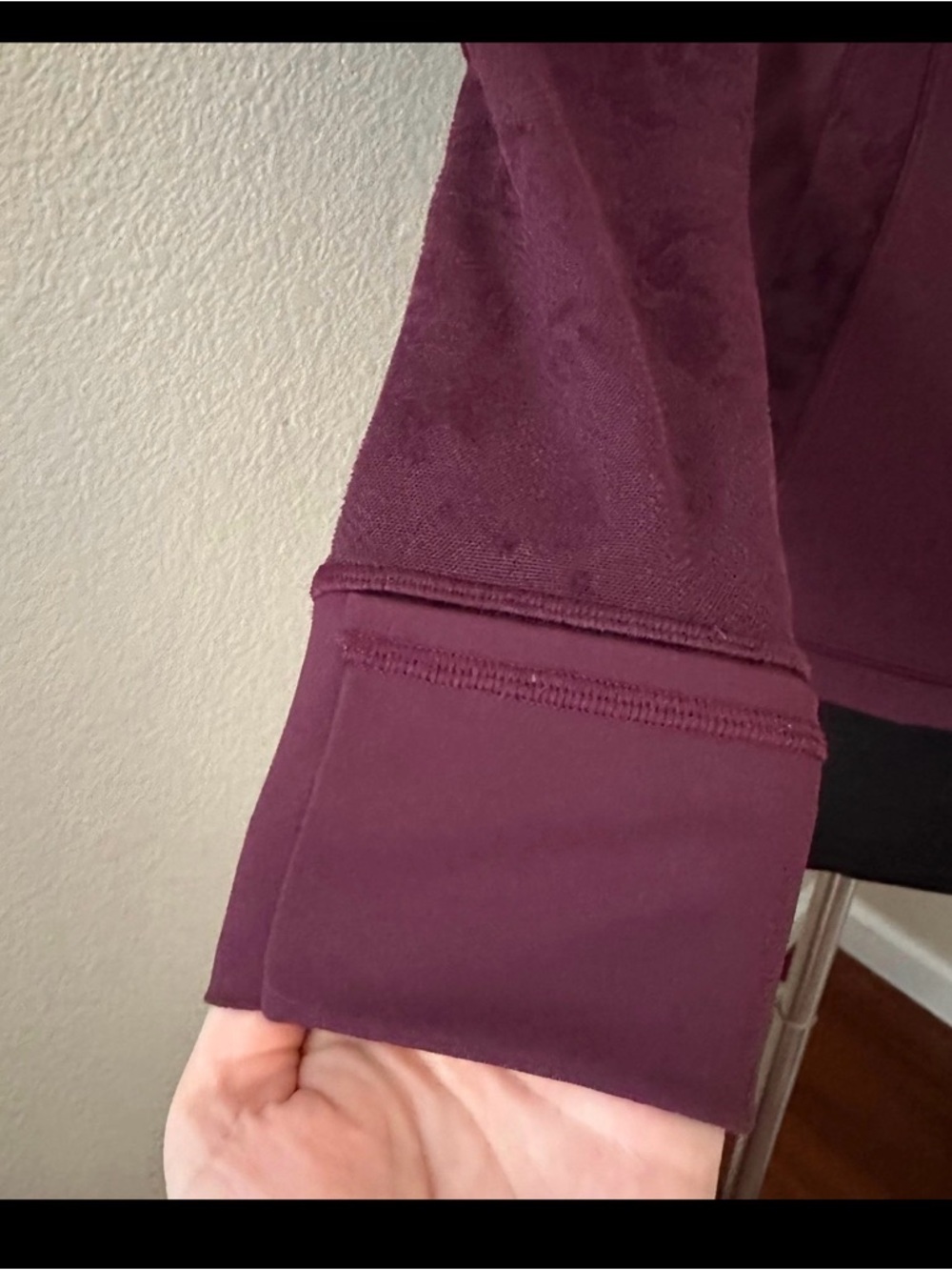 Lululemon Define Jacket Flocked Dark Adobe Burgundy Velvet Floral Sz 6 EUC - Picture 9 of 13